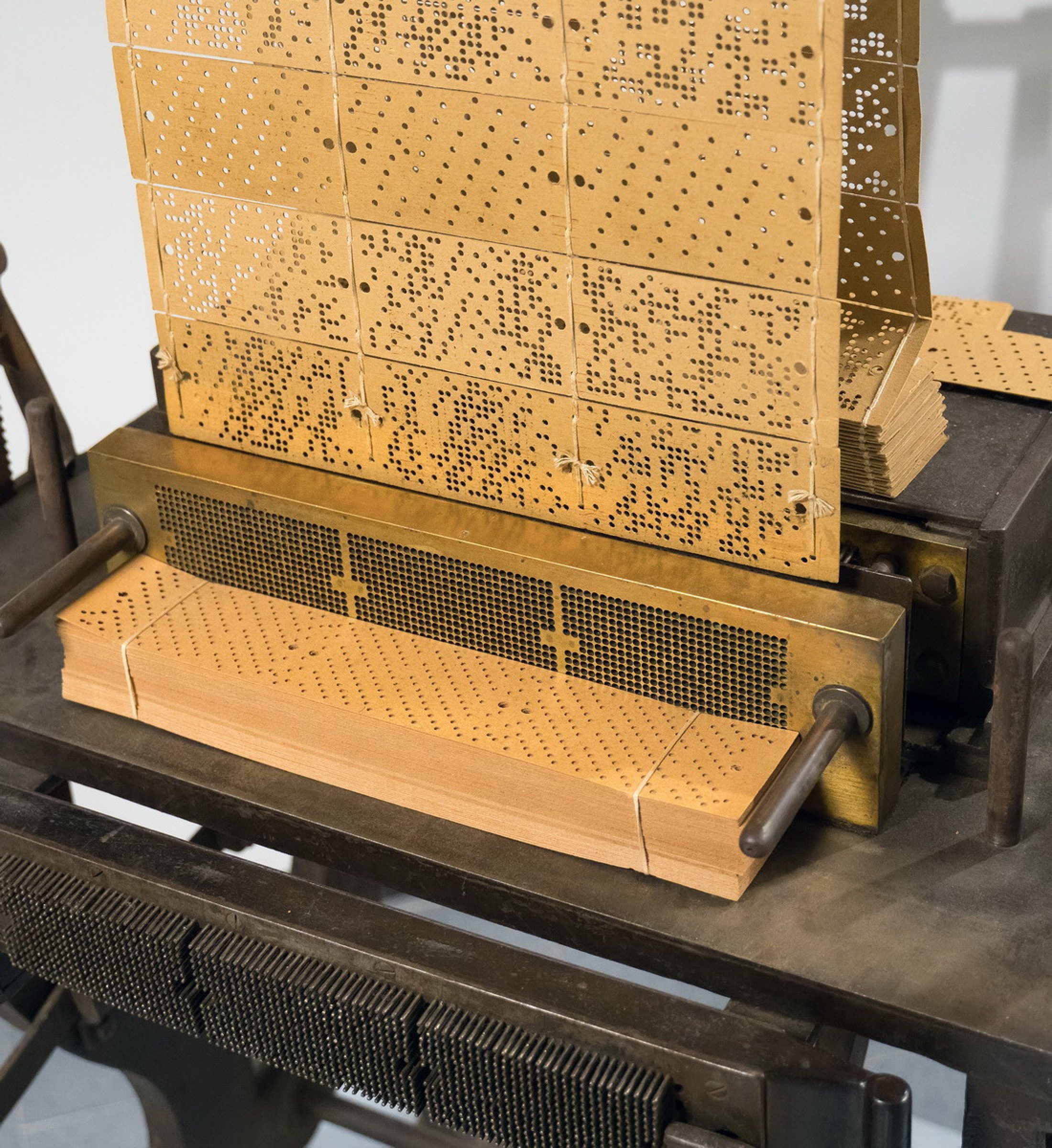 Jacquard loom